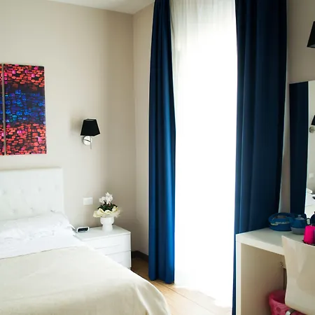 Porta Pia Rooms-3